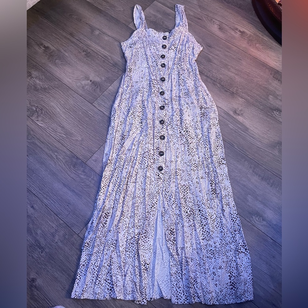 flowy dress